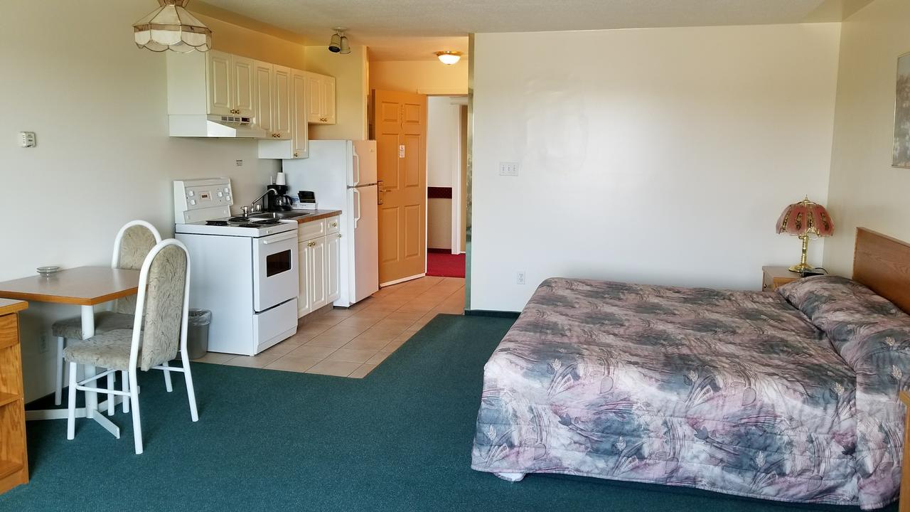 Western Budget Motel Cold Lake Exterior foto